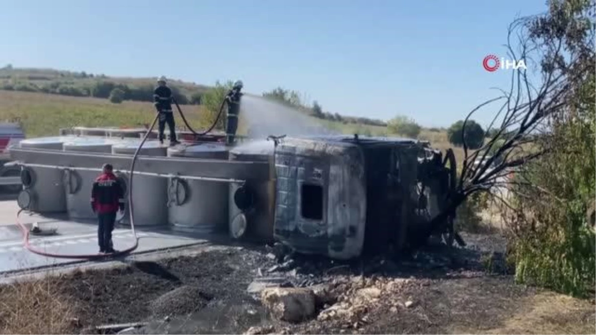 Süt taşıyan tır devrildi: Sürücü yanarak hayatını kaybetti