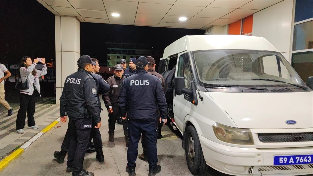 Çerkezköy\'de 21 düzensiz göçmen yakalandı