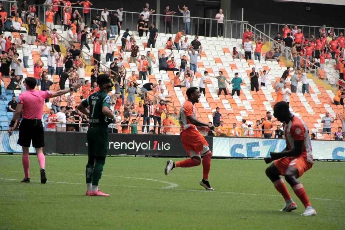 Adanaspor, Giresunspor\'u 4-2 mağlup etti