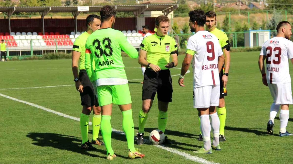 Ziraat Türkiye Kupası 2. Turunda Sivas 4 Eylül Futbol-23 Elazığ FK Maçının Hakemleri Açıklandı