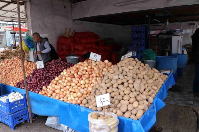 Hasat dönemi sona erdi! Sarı patates kilosu 20 liradan satılıyor
