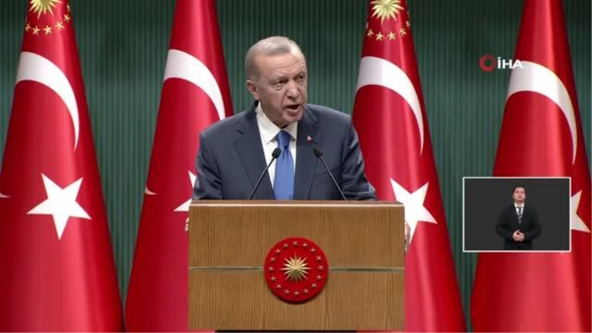 Cumhurbaşkanı Erdoğan: "Zincir marketlerimiz başta olmak üzere tüm esnafımızı, yapacakları indirimlerle, enflasyonla mücadelemize destek vermeye...