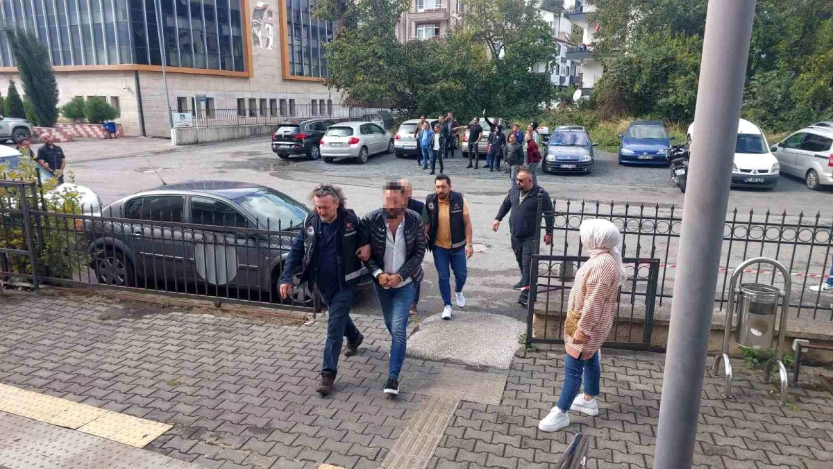 Zonguldak\'ta Kafes Operasyonunda Yakalanan Şüpheliler Adliyeye Sevk Edildi