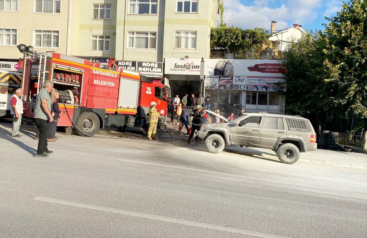 Safranbolu\'da seyir halindeki cip alev aldı