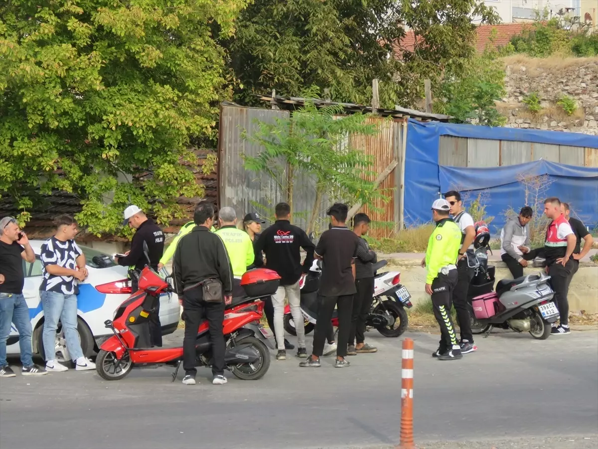 Lüleburgaz'da Polis Ekipleri Motosiklet Denetimi Gerçekleştirdi