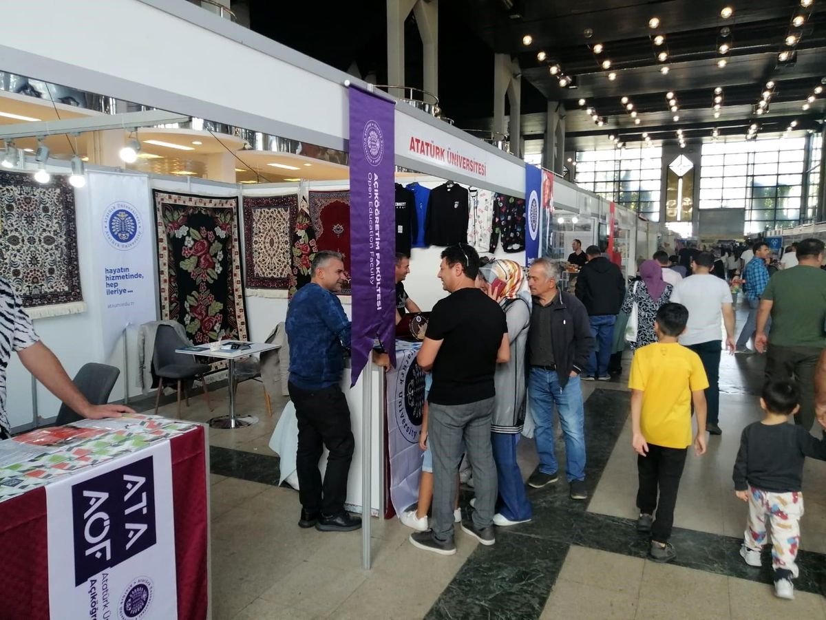 Ankara\'da Gerçekleştirilen Erzurum Tanıtım Günleri Yoğun İlgi Gördü