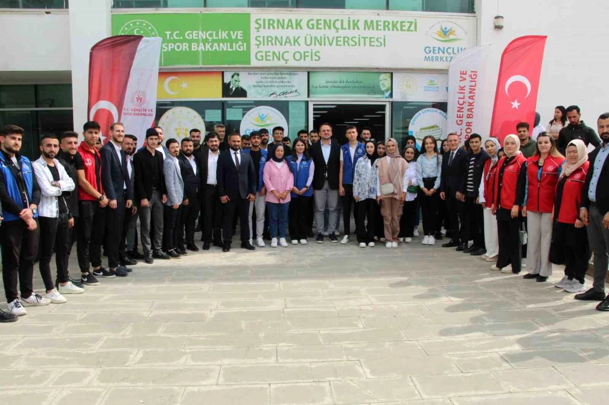 Gençlik ve Spor Bakan Yardımcısı Şırnak Üniversitesi\'nde Gençlerle Buluştu