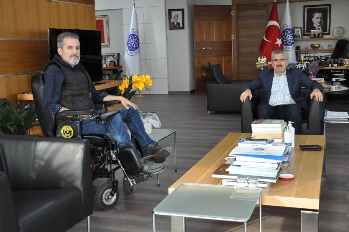TEDER Başkanı Ahmet Murat Sarılarlı, NKÜ Rektörü Prof. Dr. Mümin Şahin\'i ziyaret etti
