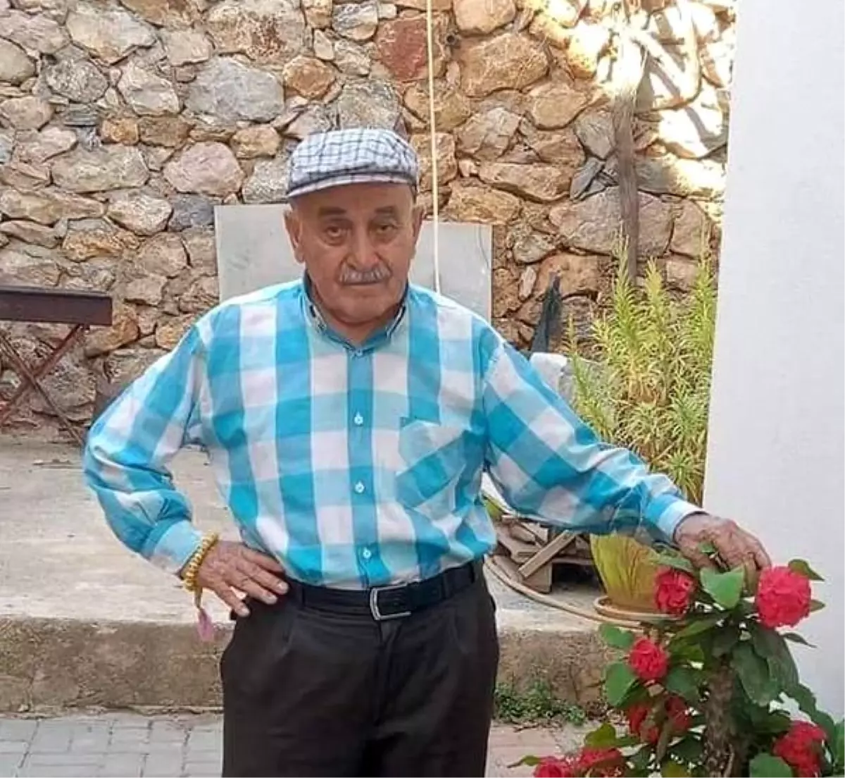 Antalya\'da Otomobilin Çarptığı Yaya Hayatını Kaybetti