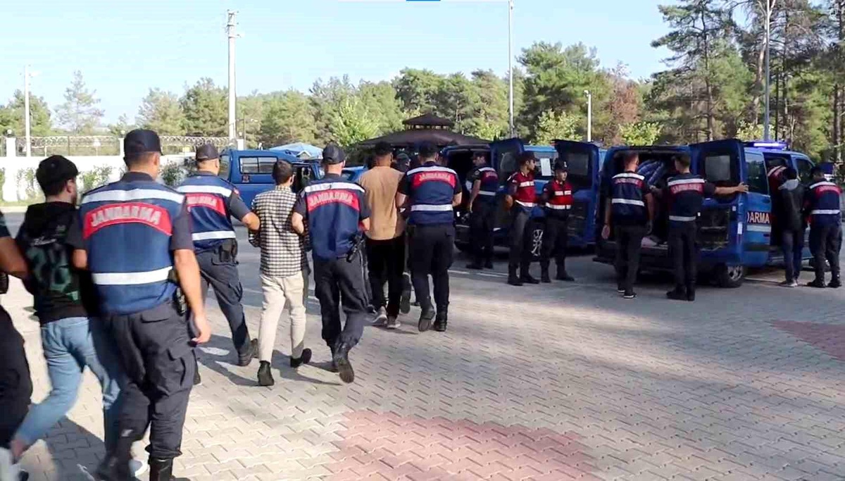 Muğla\'da Uyuşturucu Operasyonu: 34 Şüpheli Gözaltına Alındı