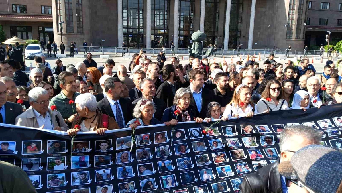 Ankara Garı Saldırısında Hayatını Kaybedenler Anıldı