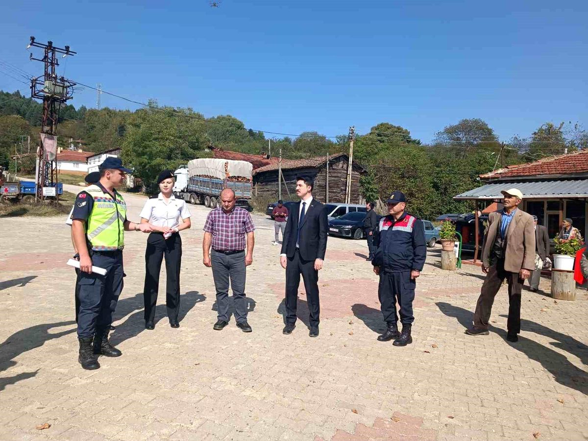 Bilecik\'te Traktör Kazalarını Önlemek İçin Çiftçilere Uyarı
