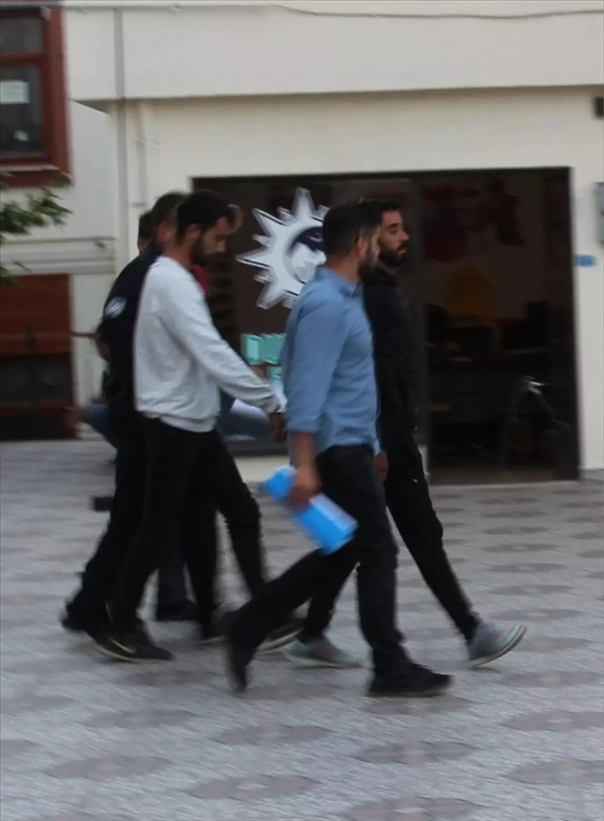 Çanakkale'de motosiklet hırsızlığı şüphelileri tutuklandı