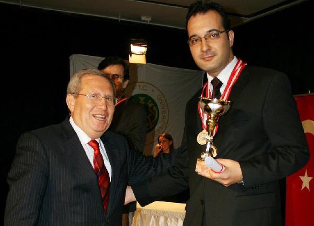 Cumhuriyetin 100\'üncü yılında F klavye seferberliği çağrısı