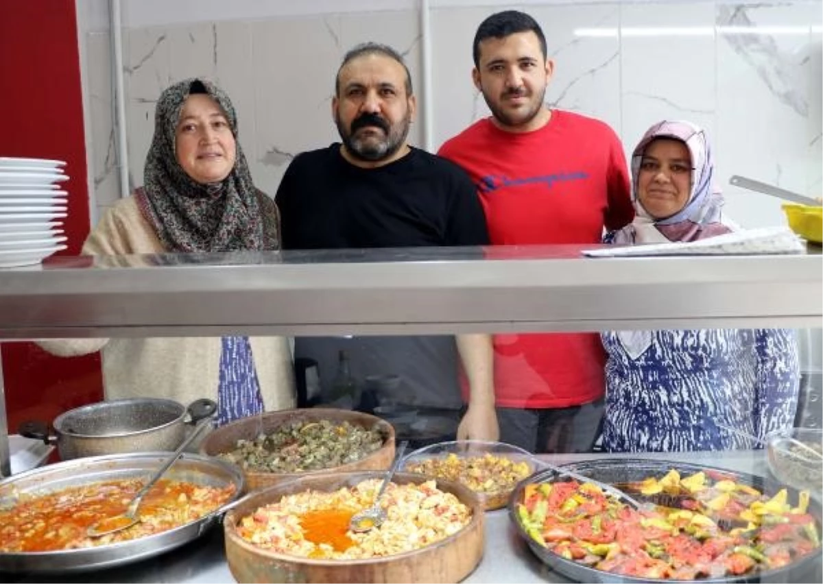 Depremzedeler Kayseri\'de Yemek İşiyle Yeni Hayat Kurdu