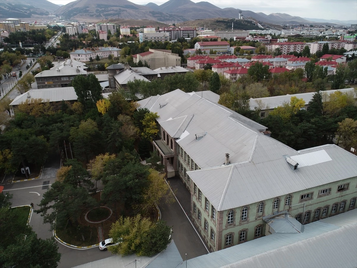 Erzurum Lisesi, Mareşal Fevzi Çakmak Askeri Hastanesi binasıyla eğitime devam edecek