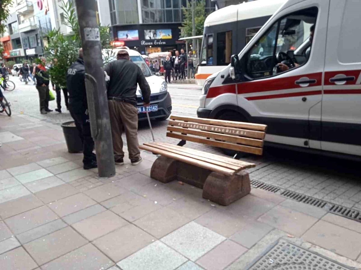 Eskişehir\'de Şüpheli Hareketler Sergileyen Şahıs Polis Tarafından Başka Bir Otele Yerleştirildi