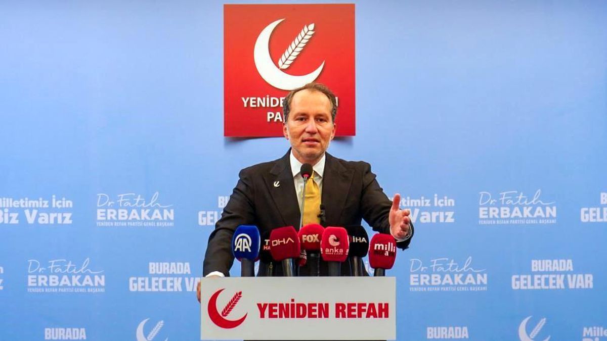 Yeniden Refah Partisi İzmir\'de 6 ilçe binasının açılışını yapacak