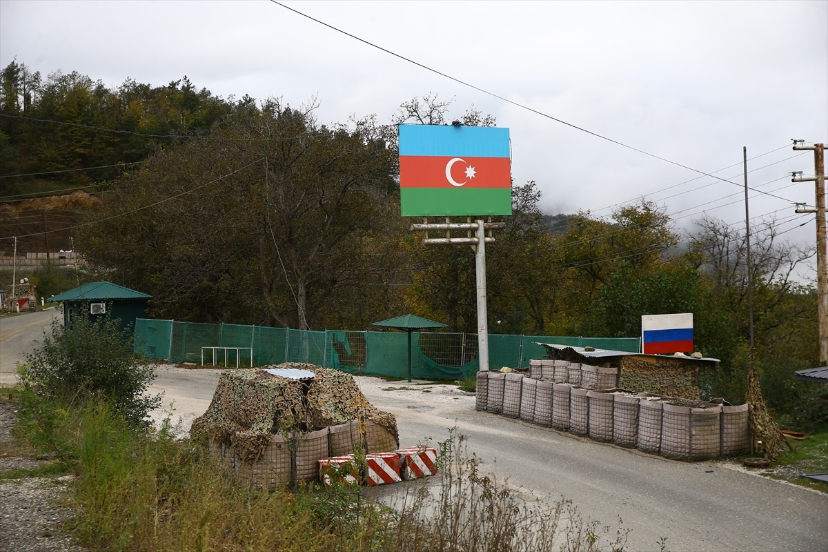 Azerbaycan Polisi, Rus Barış Gücü Askerlerinin Boşalttığı Gözlem Noktalarında Görevine Devam Ediyor