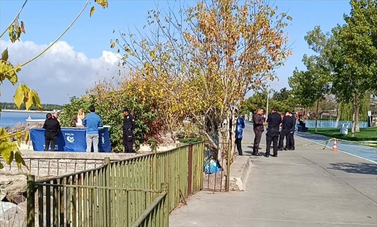 İstanbul Maltepe'de denizde erkek cesedi bulundu