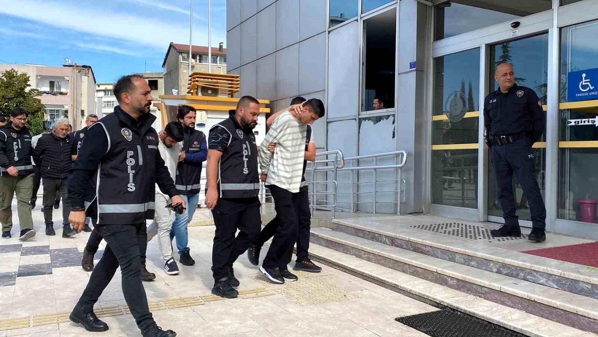 Ünye\'deki silahlı saldırıya ilişkin 6 şüpheli adliyeye sevk edildi