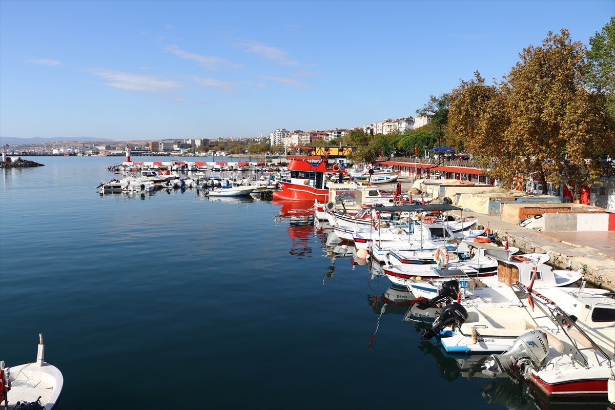Tekirdağ\'da poyrazın etkisi azaldı, deniz ulaşımı normale döndü