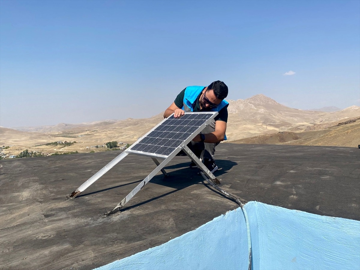 Van\'da kırsal içme suyu depolarında güneş enerjili klorlama sistemi kuruldu