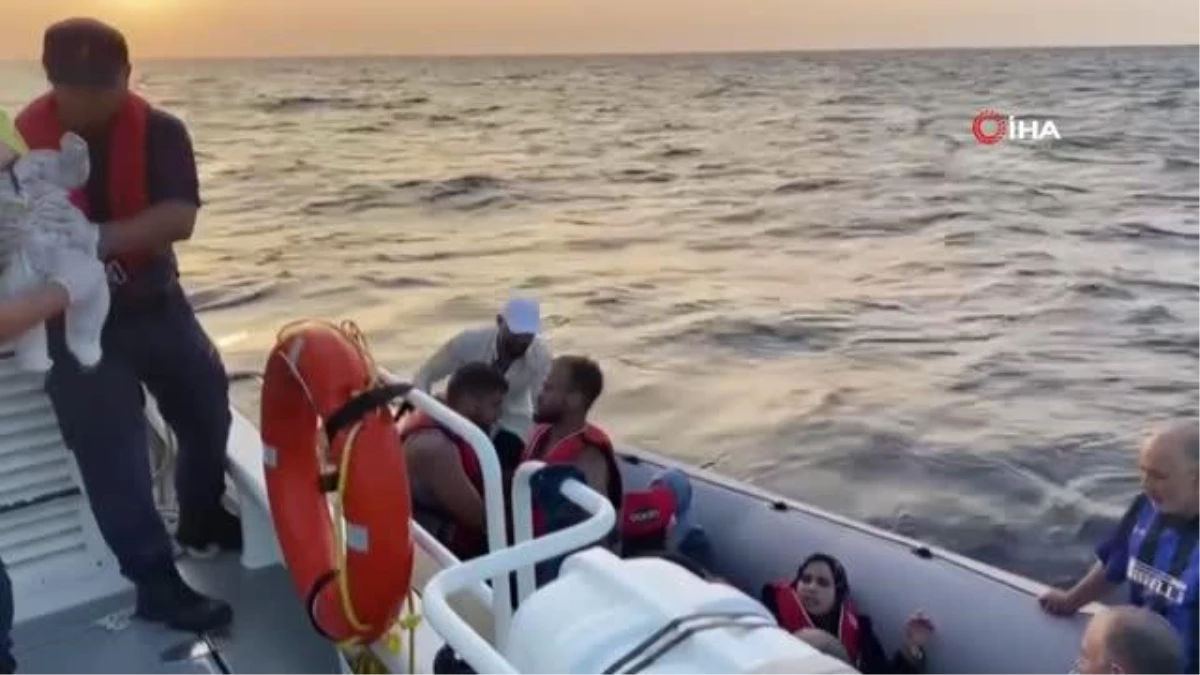 Yunan Sahil Güvenliği, 20 kaçak göçmeni ölüme terk etti