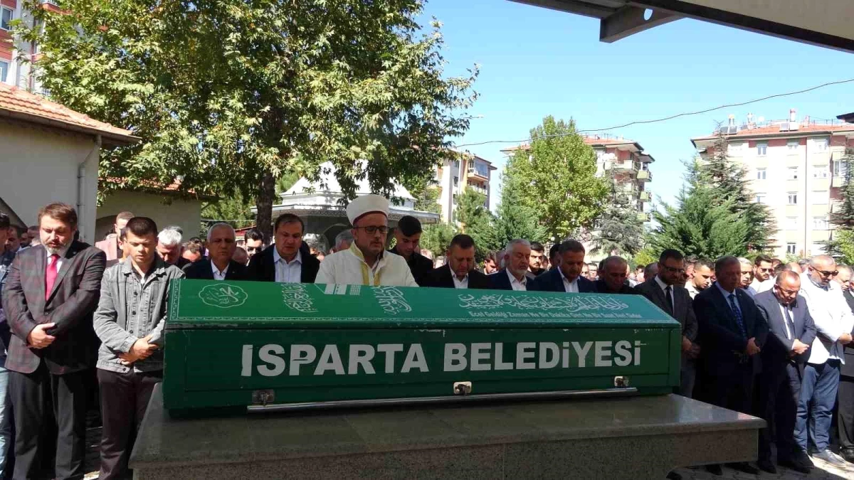 MHP eski Isparta İl Başkanı Nail Bayram son yolculuğuna uğurlandı