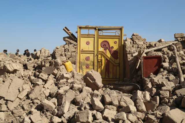 Afganistan, 11 dakika arayla 6,3 ve 5 büyüklüğünde iki depremle sarsıldı Afganistan, 11 dakika arayla 6,3 ve 5 büyüklüğünde iki depremle sarsıldı