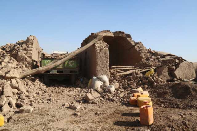 Afganistan, 11 dakika arayla 6,3 ve 5 büyüklüğünde iki depremle sarsıldı Afganistan, 11 dakika arayla 6,3 ve 5 büyüklüğünde iki depremle sarsıldı