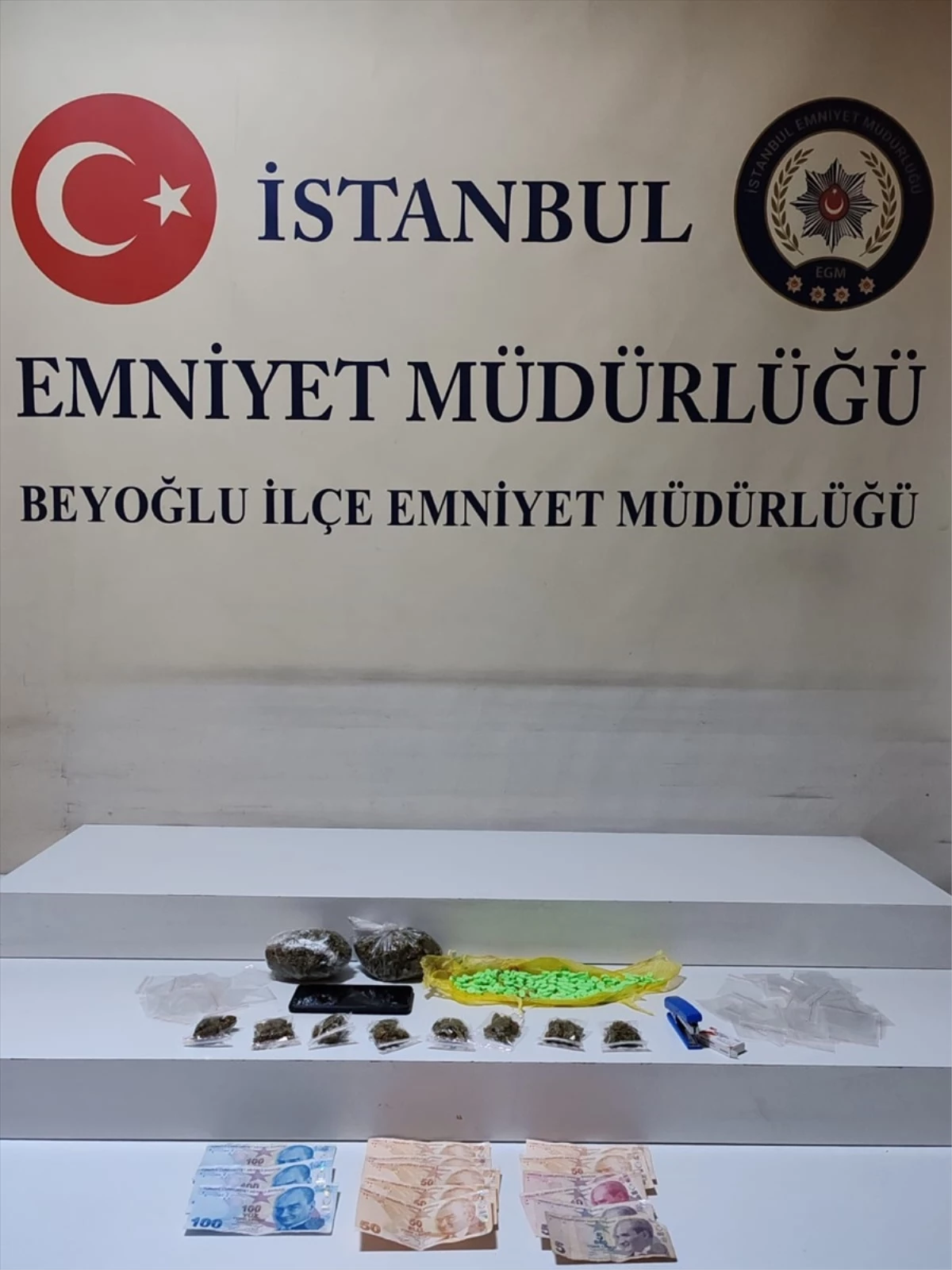 Beyoğlu\'nda düzenlenen uyuşturucu operasyonunda gözaltına alınan zanlı tutuklandı