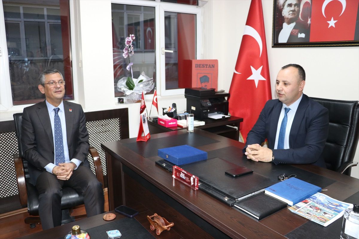 CHP Genel Başkan Adayı Özgür Özel, İsrail\'in Filistin\'deki saldırılarını kınadı