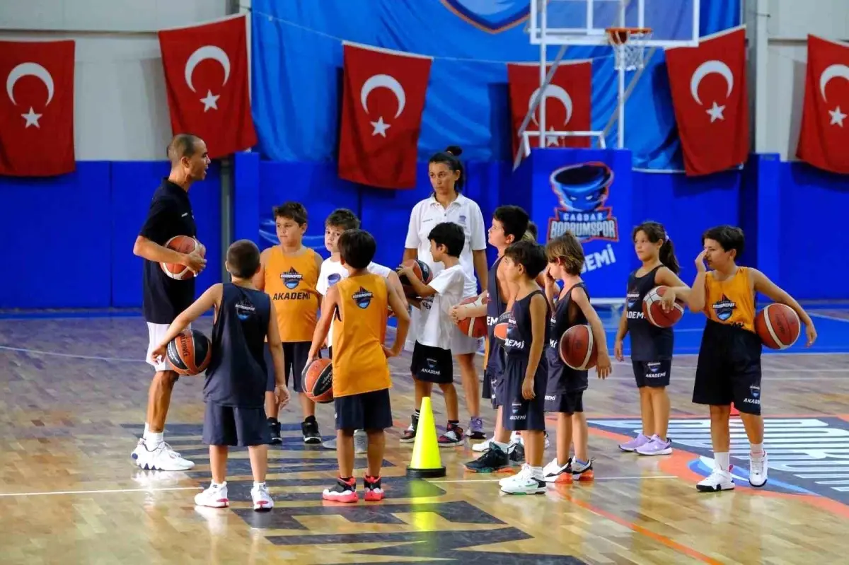 Çağdaş Bodrum Spor, altyapıya verdiği önemle yetenekli çocukları spora teşvik ediyor