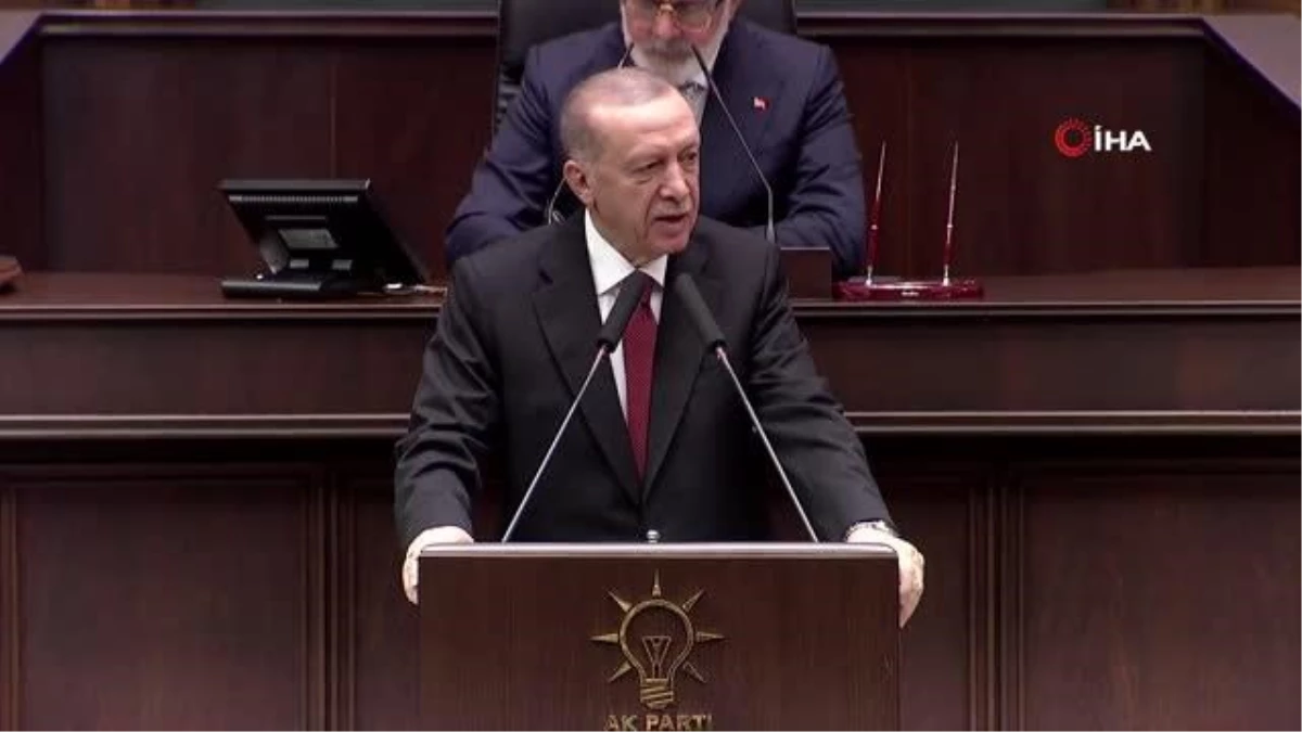 Cumhurbaşkanı Erdoğan: "Muhalefet kadrolarının milletten kopuk, üretken değil çığırtkan tavrı sizleri şaşırtmasın.
