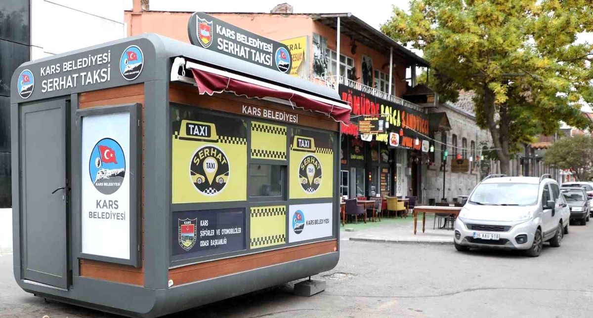 Kars\'ta Taksi Durakları Yenilendi