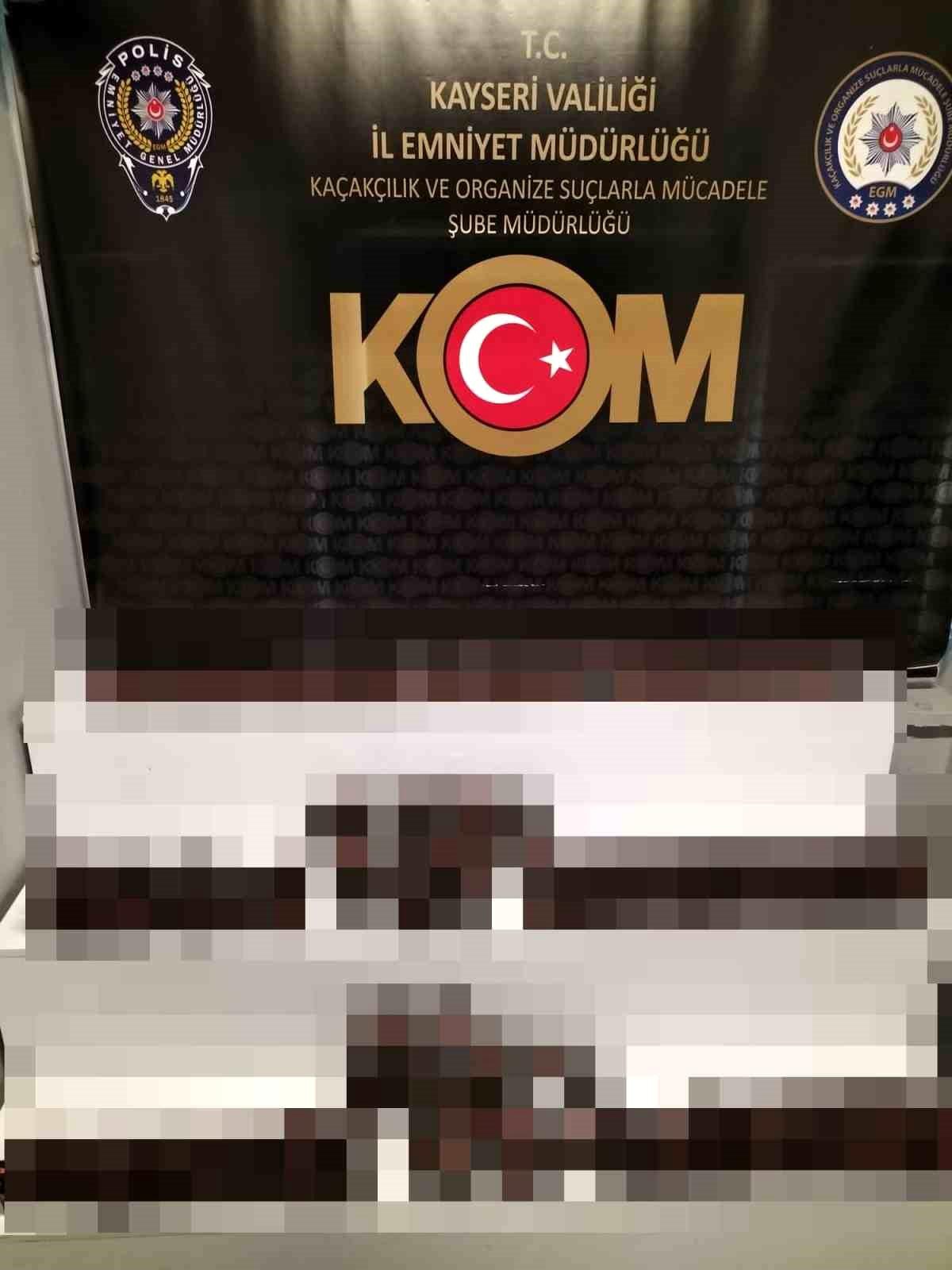 Kayseri\'de Kaçak Ürün Operasyonu: 2 Şüpheli Gözaltına Alındı