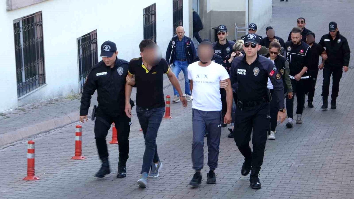 Kayseri\'de Uyuşturucu Operasyonu: 7 Gözaltı