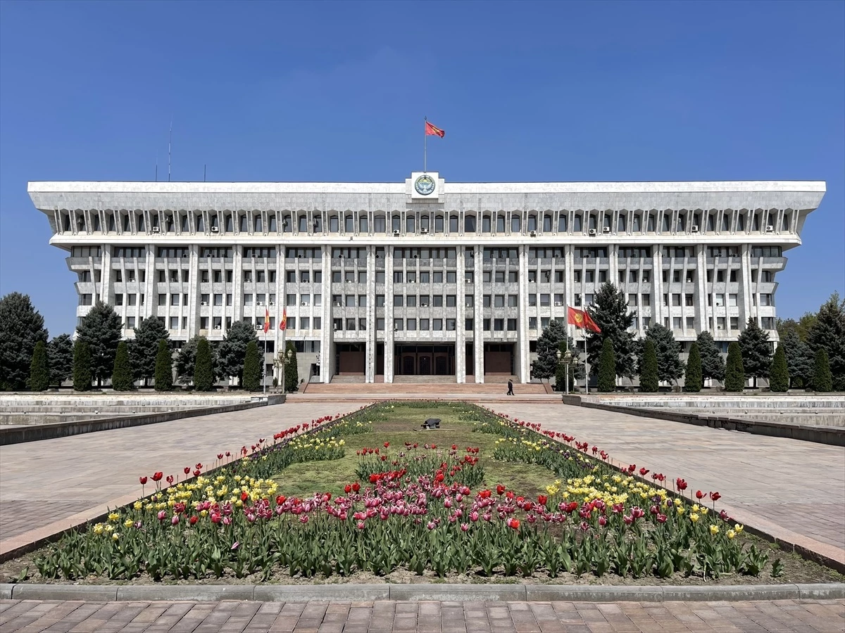 Kırgızistan Meclisi, Rusya ile ortak bölgesel hava savunma sistemi kurulmasını onayladı