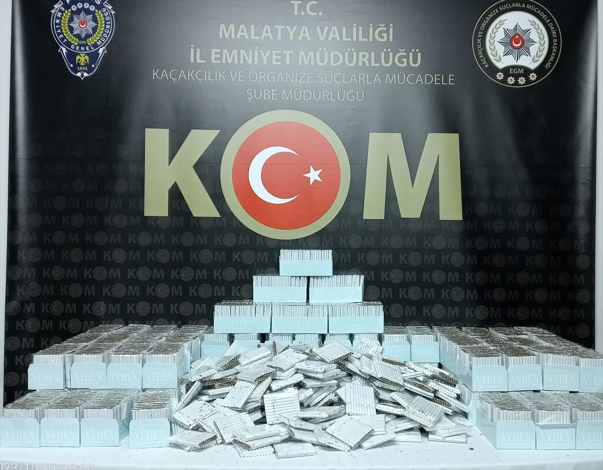 Malatya\'da 30 Bin Makaron ve 21 Bin Deste Sigara Kağıdı Ele Geçirildi