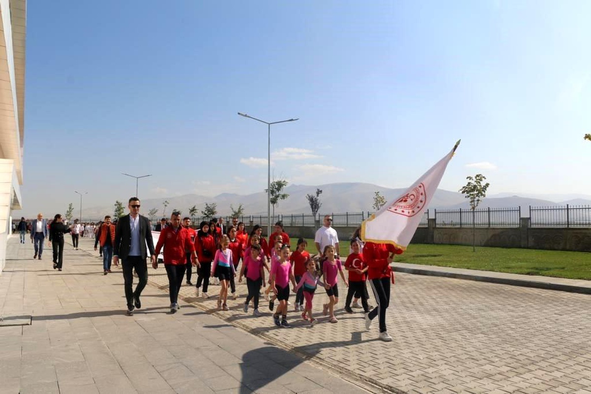 Niğde\'de Amatör Spor Haftası Kutlamaları Yapıldı