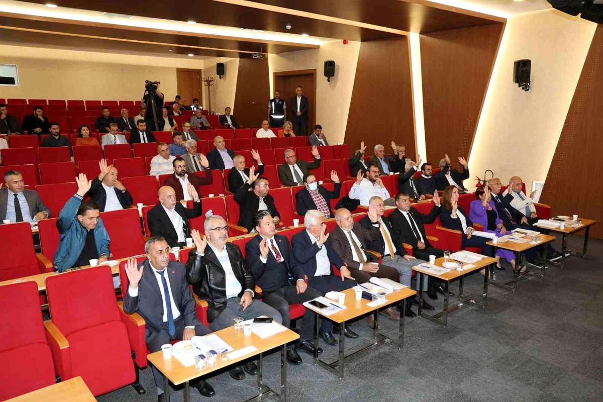 Talas Belediye Meclisi\'nde 2024 yılı mali bütçesi kabul edildi