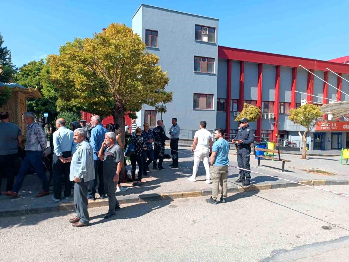 Gaziantep Üniversitesi Şahinbey Eğitim ve Araştırma Hastanesinde Bomba Paniği