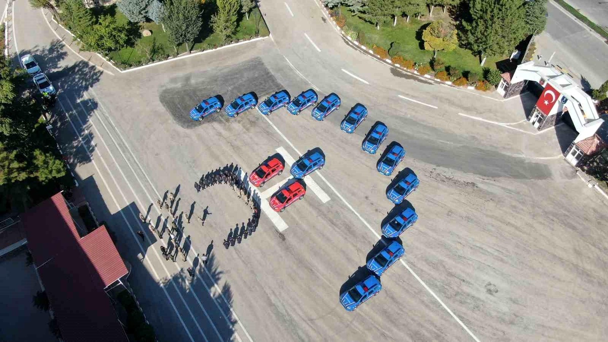Elazığ İl Jandarma Komutanlığına 15 yeni devriye müdahale aracı tahsis edildi