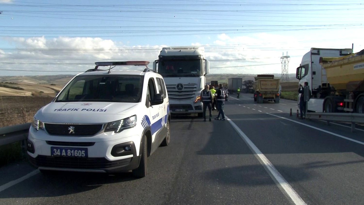 İstanbul\'da Hafriyat Kamyonlarına Denetim
