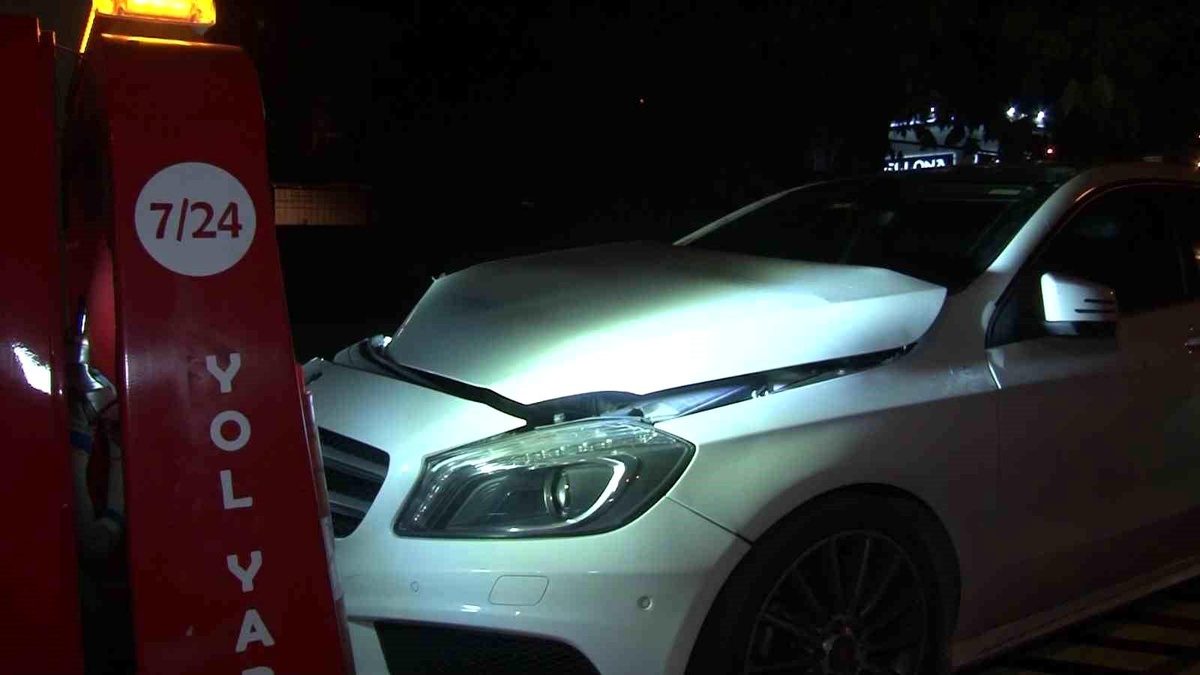 Kartal\'da Kağıt Toplayıcı Motosiklete Çarpma Kazası