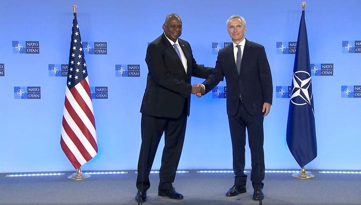 NATO Savunma Bakanları Ukrayna\'ya Destek Verecek