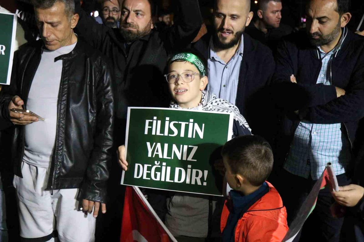 Sakarya\'da Filistin\'e Destek Konvoyu