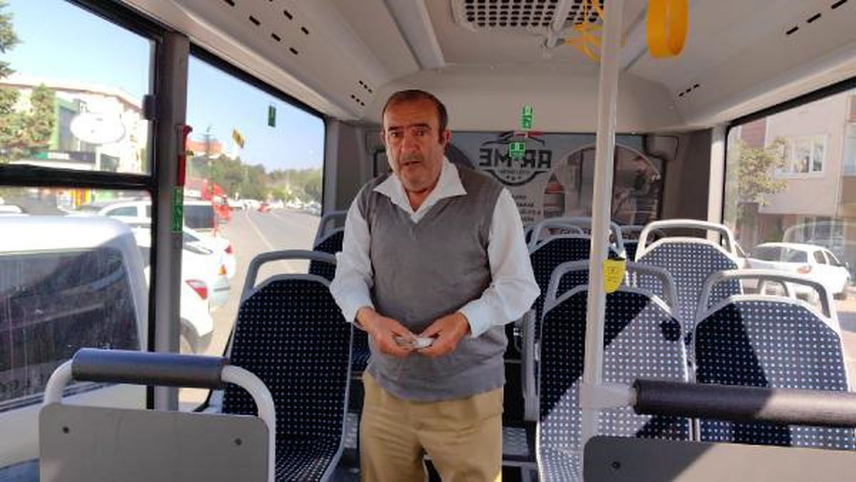 Özel halk otobüsü şoförü bulduğu 6 bin TL\'yi polise teslim etti