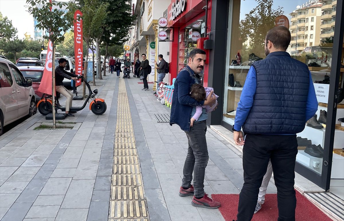 Van Gölü\'nde 4,7 büyüklüğünde deprem